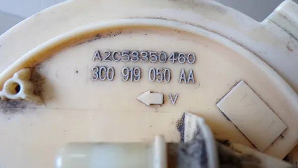 Bomba de Combustível PASSAT B6 2.0 TDI 3C0919050AA image 8