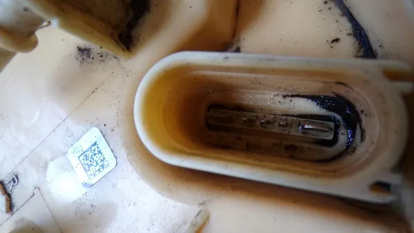 Bomba de Combustível PASSAT B6 2.0 TDI 3C0919050AA image 9