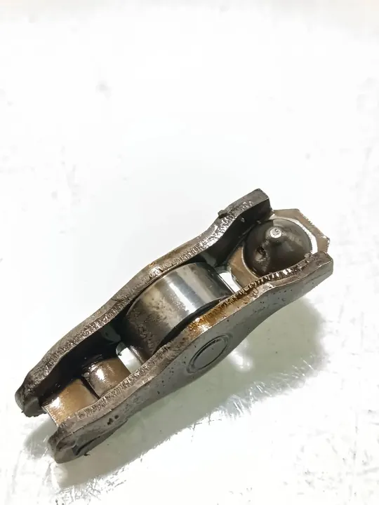 2014 Mercedes-Benz CLA C117 W117 Alavanca de válvula ARA268811 image 2