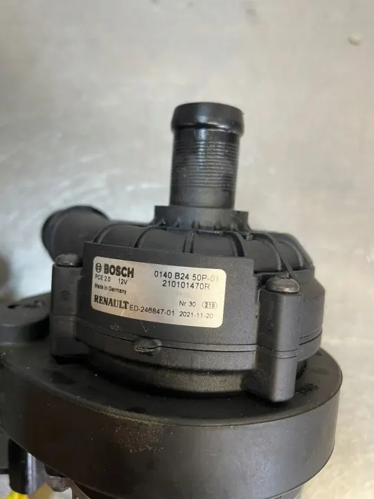 Pompe à eau OEM 210101470R pour Renault Austral image 3