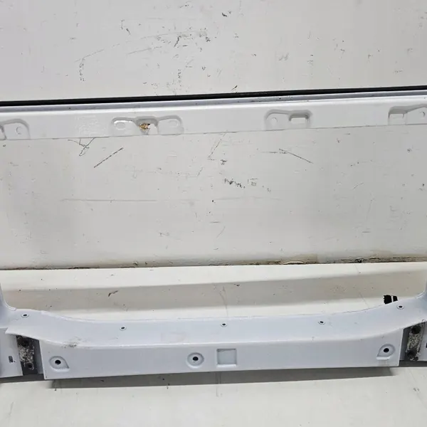 Marco Puerta Trasera Derecha Tesla Model X Plaid OEM 1028783-00 image 5