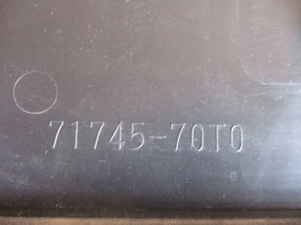 Support plaque immatriculation OEM 7174570T0 Suzuki Swift image 5