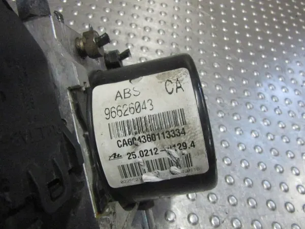 ABS POMP CHEVROLET CAPTIVA 2.4i 2006 P52010403AC image 3