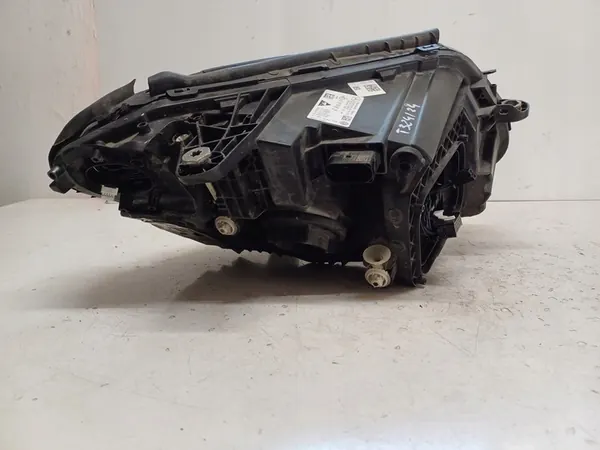 MERCEDES C W205 LIFT 18- LINKER VOOR LED LICHT A2059065404 image 7