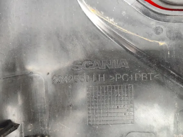 Bolsillo de Puerta Scania OEM 2342550 - Usado image 3