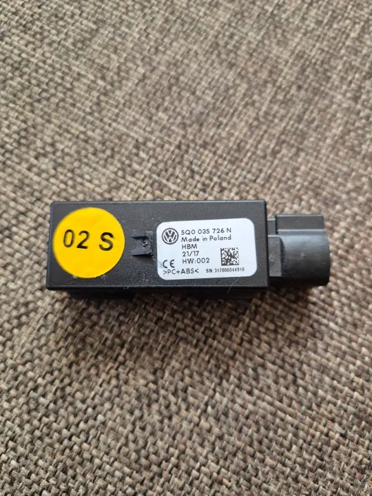 Enchufe USB OEM 5Q0035726N para Volkswagen image 2