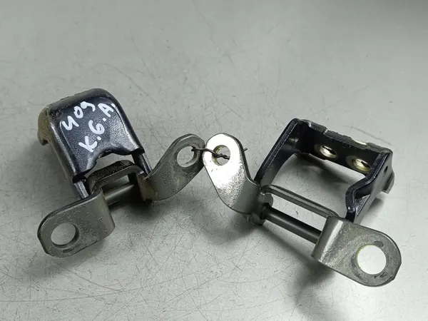 2025 Honda CR-V Hintertürscharniere OEM FOB52383 image 5