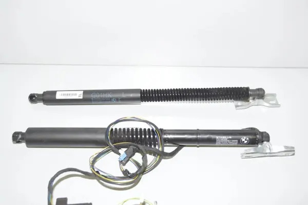 OEM 51247397322 BMW X3 G01/F97 kofferbakopener set image 4