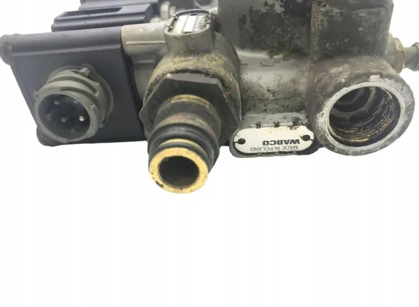 OEM 21620172 Volvo Luchtdroger - Gebruikte staat image 8