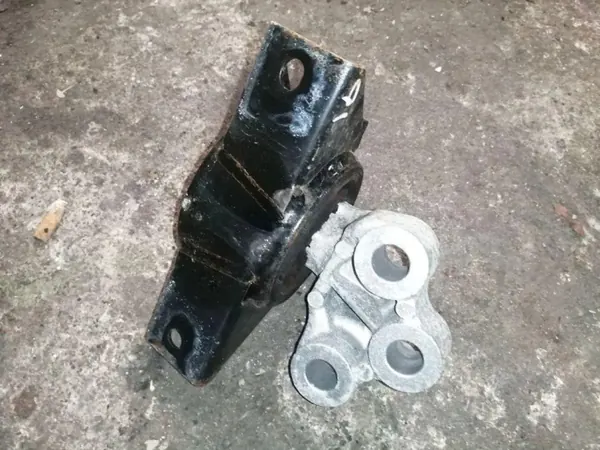 Support de boîte OEM 95127173 pour Opel Mokka 1.4L image 3