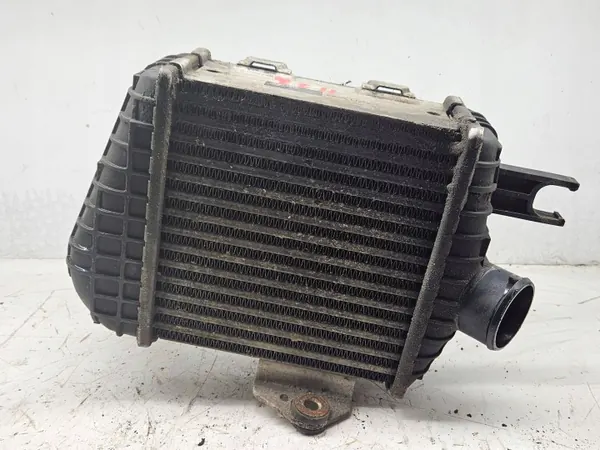 Intercooler Hyundai OEM 28270-2725X pour Tucson 04- image 9