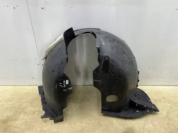 VW Touran II Front Left Wheel Arch 5TA805911D image 6