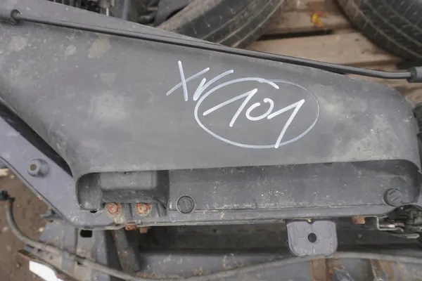 SUBARU XV Frontstoßstange Träger 2.0 Diesel 2011-2017 image 2