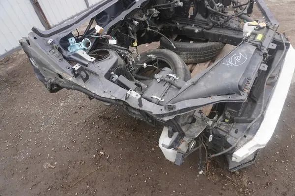 SUBARU XV Frontstoßstange Träger 2.0 Diesel 2011-2017 image 3