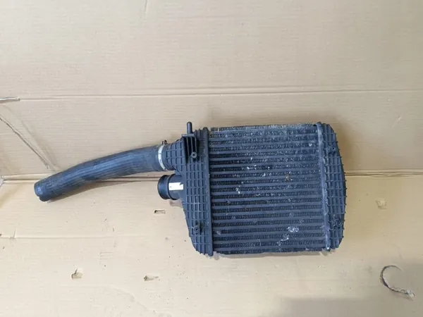OEM 2131231231234434232342332 Intercooler Maseratille image 2