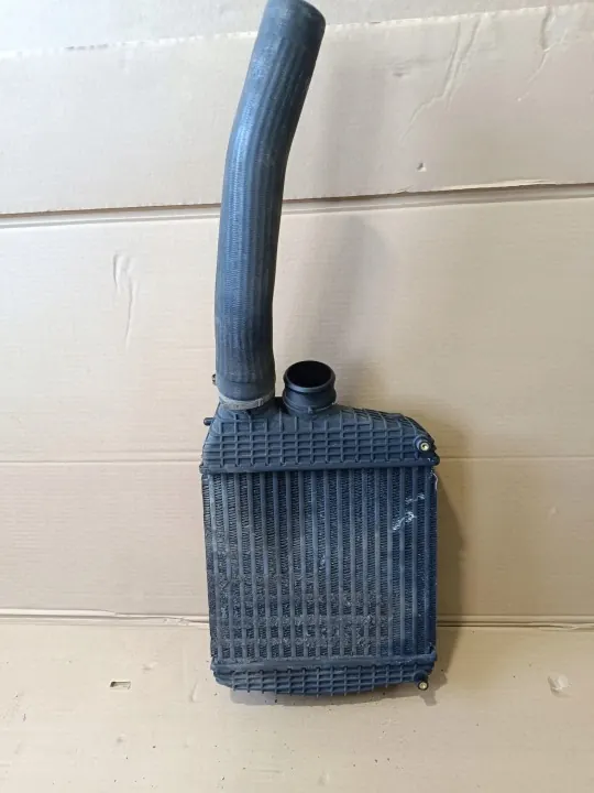 OEM 2131231231234434232342332 Intercooler Maseratille image 4