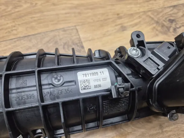 BMW N57 3.0D Inlaatspruitstuk OEM 7811909 Gebruikt image 7