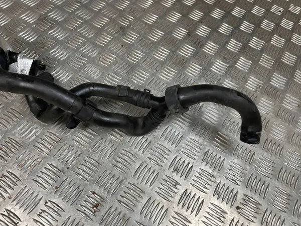 Vattenpump Audi A4 8K 5Q0965561B image 5