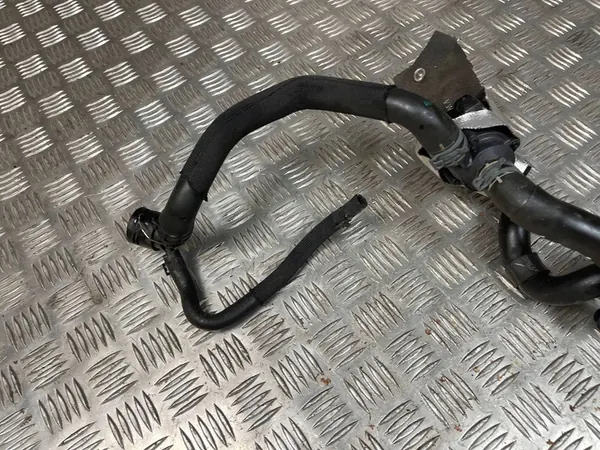 Vattenpump Audi A4 8K 5Q0965561B image 6