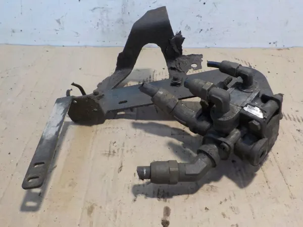 Scania Relais-Modulatorventil OEM 97301130000 image 2