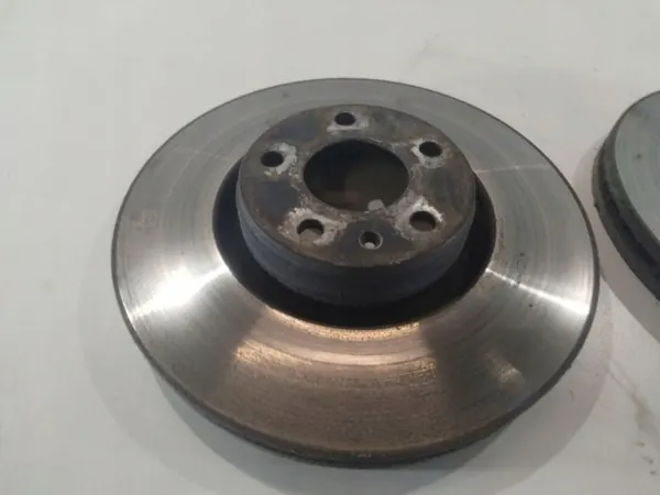 Vorderer Bremsscheibensatz OEM 4F0615301E für Audi A6 image 3