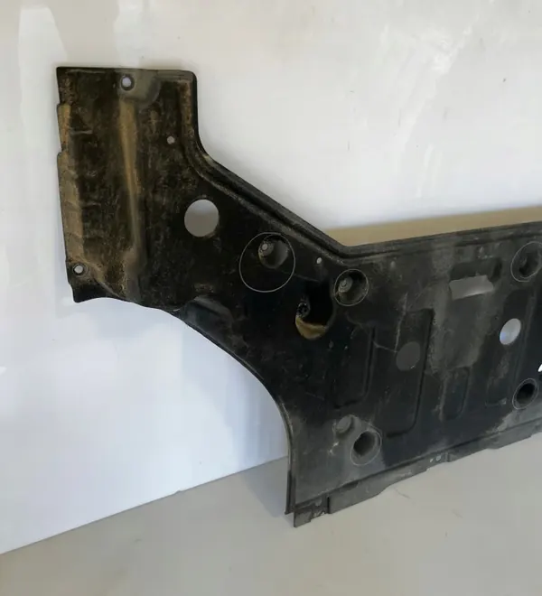 Protetor inferior Hyundai Ioniq 5 OEM 84291-GI000 image 3