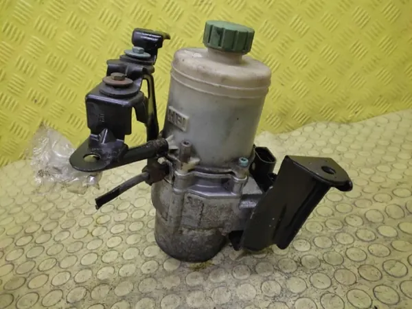 Skoda Fabia I 1.4 MPI servostyrpump OEM 6Q0423155S image 3