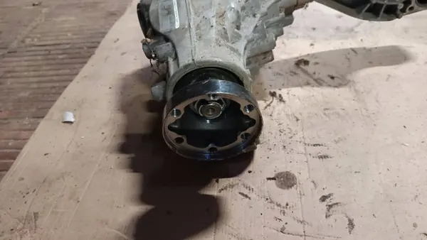 2015 Mercedes GLE Diff avant A1663301900 image 4
