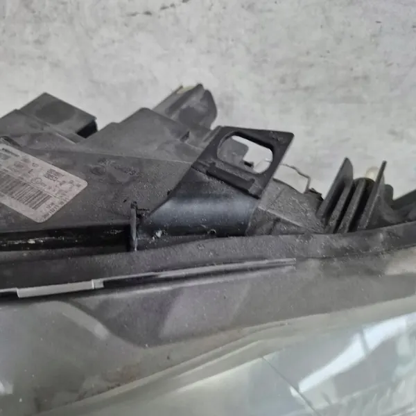 BMW 3 E90 E91 LIFT 08- Farol Esquerdo 7202573 image 3