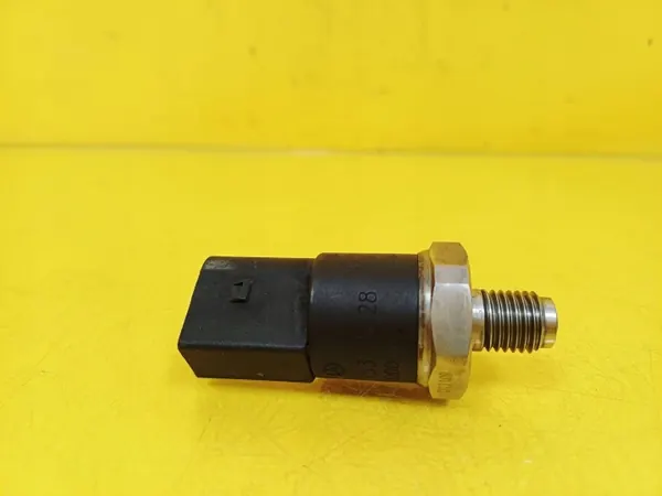 Sensor pressão combustível OEM DRC101124 Mercedes W203 image 5