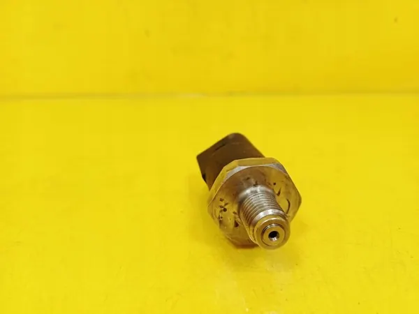 Sensor pressão combustível OEM DRC101124 Mercedes W203 image 6