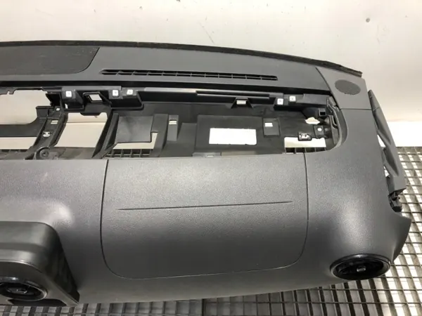 Mercedes Sprinter 3.5t Bus dashboard OEM A9106800600 image 4