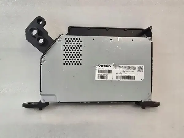 Volvo V60 II Radion Vahvistinmoduuli OEM 31456840 image 3