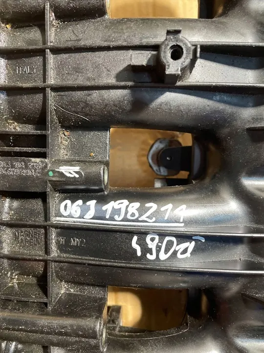 Volkswagen PASSAT B6 2009 Ansaugkrümmer 06j198211 image 7