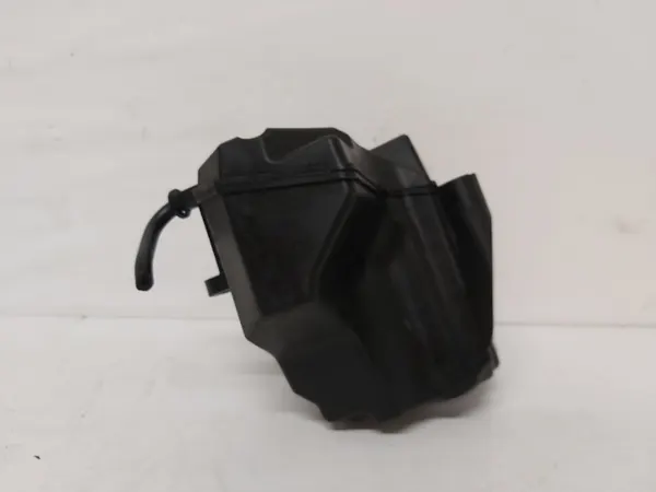 Mercedes W222 alipainesäiliö OEM 6560700068 image 3