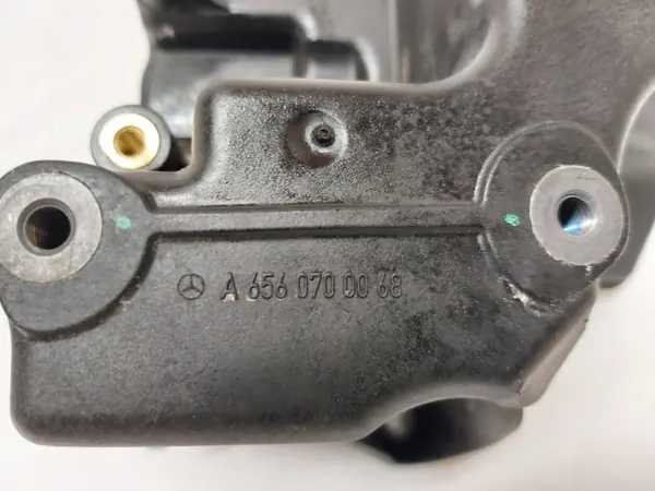 Mercedes W222 alipainesäiliö OEM 6560700068 image 4