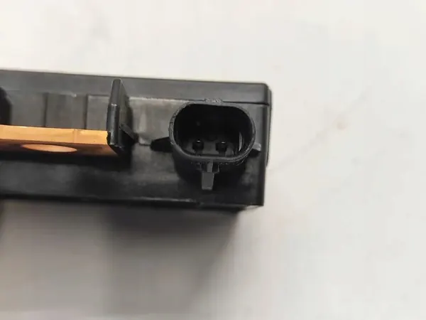 Acc Fuse AUDI Q5 (8R) 2013 8R0915313C image 2