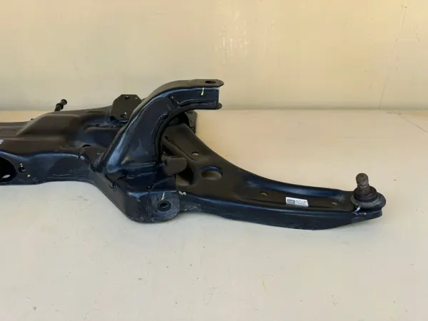 Berço transversal e braço suspensão dianteira Hyundai OE image 9