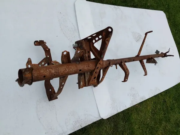 Cadre de Poutre Tableau de Bord Avant Toyota Yaris OEM CCY1868 image 4