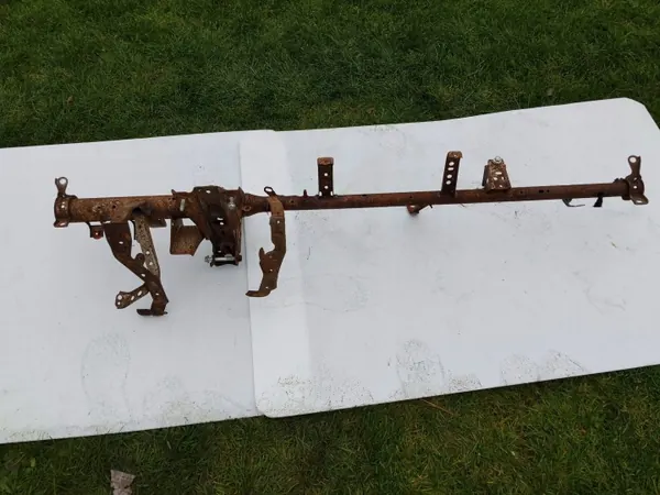 Cadre de Poutre Tableau de Bord Avant Toyota Yaris OEM CCY1868 image 5