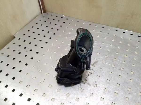 Bomba de vacío Ford OEM 9140050600T - Usada image 3