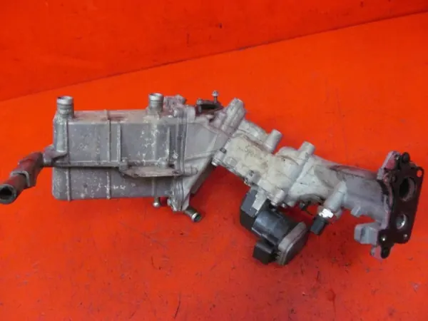 Mercedes EGR-koelerventiel OEM A6461400675 image 6