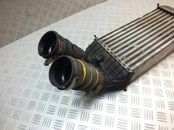 Citroen C3 II 1.6 eHDI Intercooler 9684311680 image 3