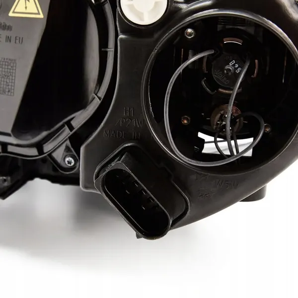 Farol Direito SEAT ALTEA 05.09-06.15 VALEO 044094 image 4