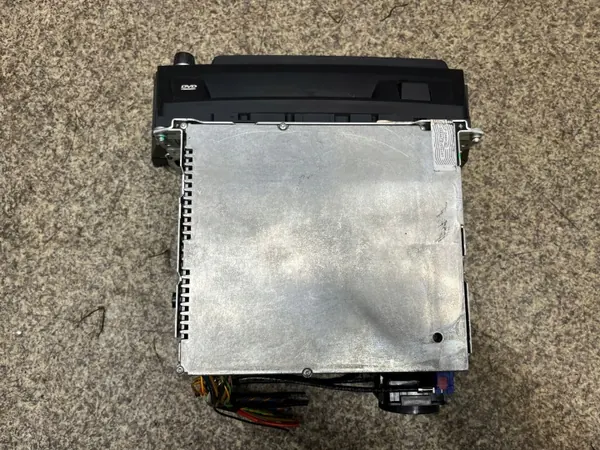CCC Navigation Radio CD DVD OEM 9159047 BMW X5 E70 X6 E71 image 6
