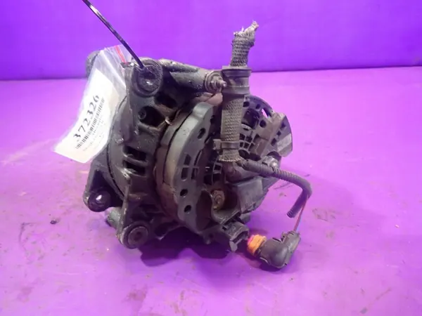 SKODA OCTAVIA II 04-08 1.6 FSI Vaihtovirtageneraattori 038903024F image 3