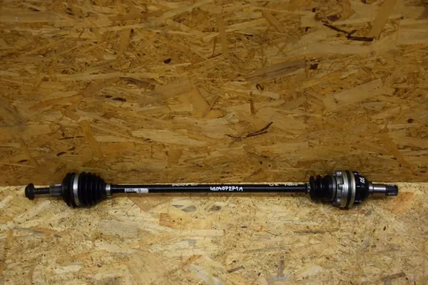 Fram vänster höger drivaxel Audi R8 420407271A image 2