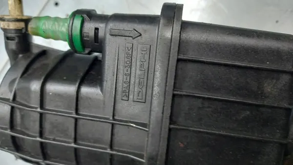 Polttoainesuodatin Renault Clio 1.5DCI image 2