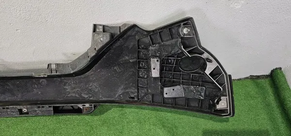 Paraurti anteriore Iveco Daily 6ª generazione image 8