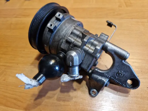 Bomba de direção assistida BMW 7 E65 E66 01 DYNAMIC DRIVE OEM image 3